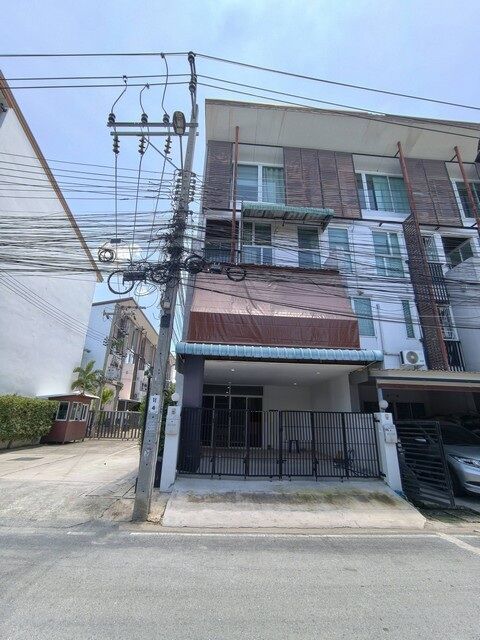Bangkok, Real Estate For Sale, THB 3590000,  4 BR,  50 Sq. Feet,  Townhome For Sale, 3 And A Half Floors, 50 Square Meters, 4 Bedrooms, Behind Central