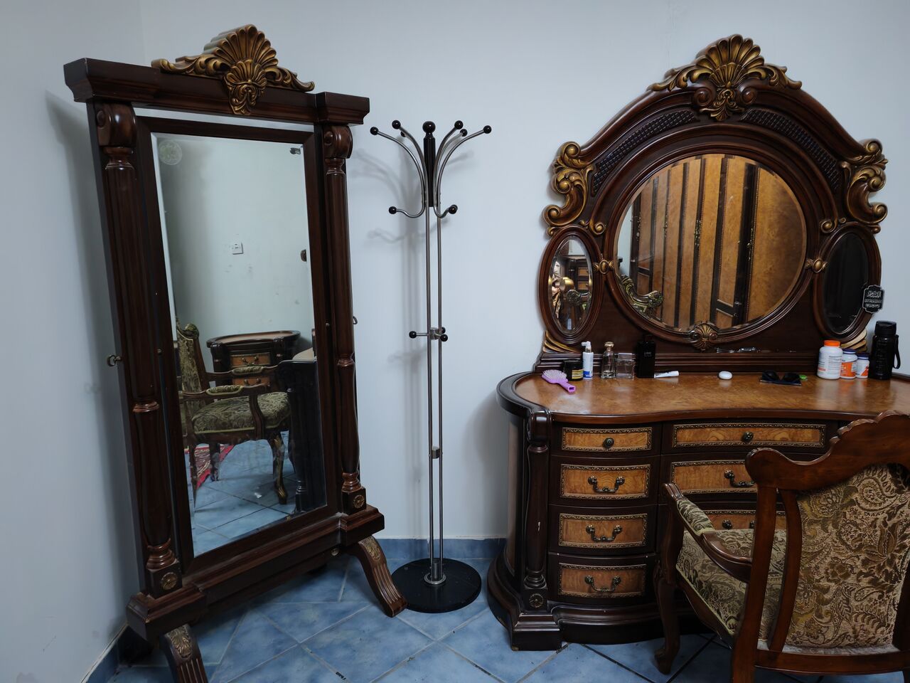 Al Sahafa, Furniture, SAR 1500,  Bed Room, Complete With Mattress.