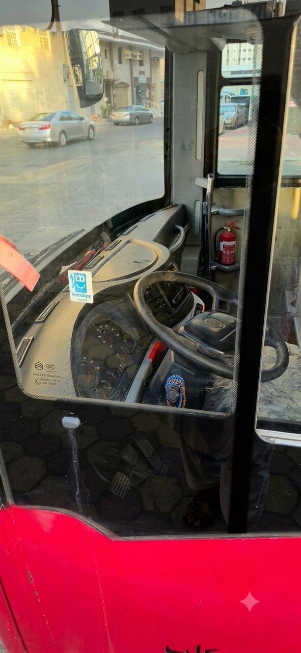 Jubail, Automotive, 🚌 Golden Dragon Bus 2015 For Monthly Rental – Excellent Condition!