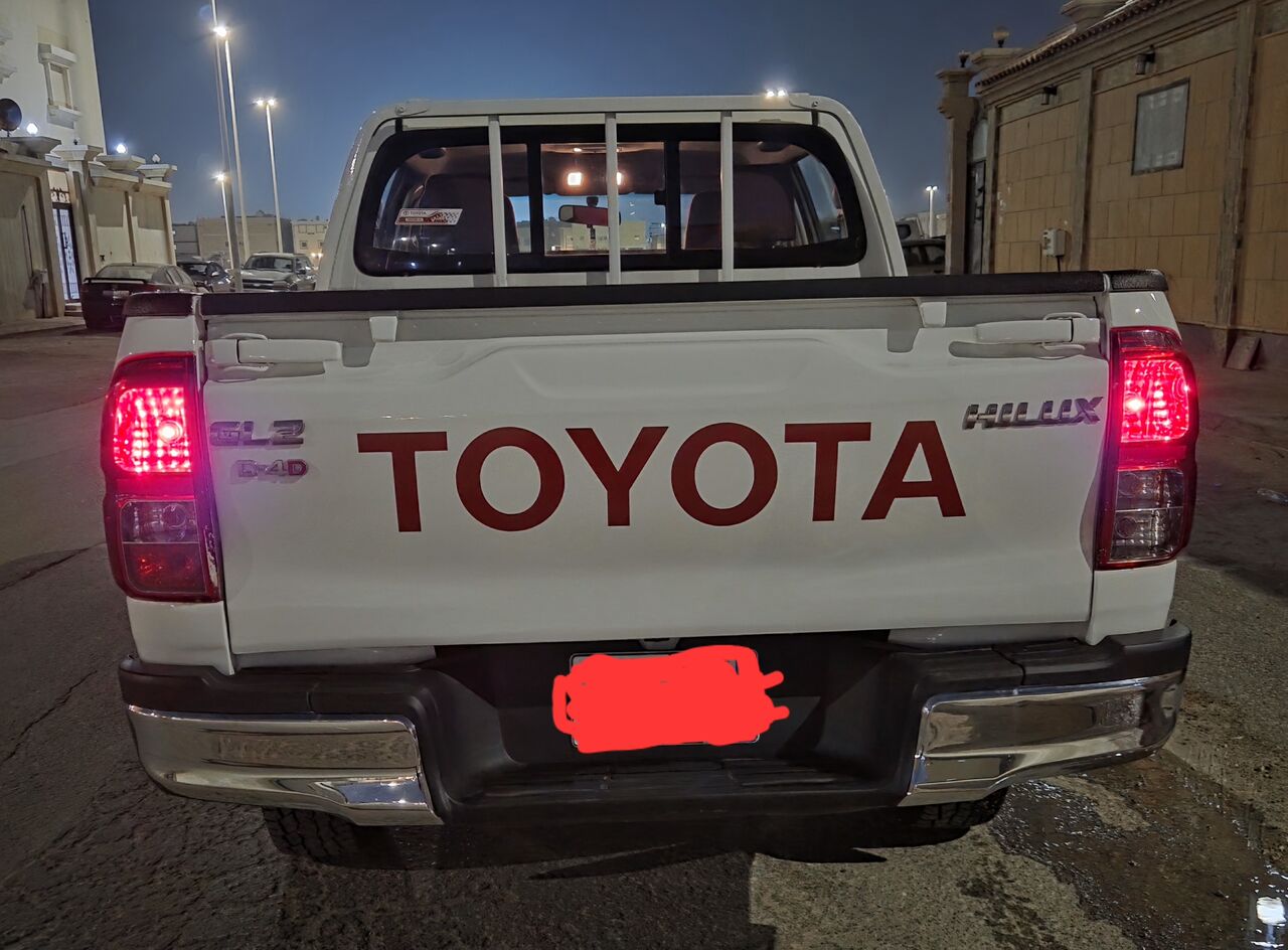 Dammam, Vehicles, Cars & Trucks , SAR 88000,  Toyota Hilux GL2 2.4L Diesel ⛽️ 2024 Model Odo 86800km Available In Dammam Under Warranty,  2024,  Manual,  86800 KM,