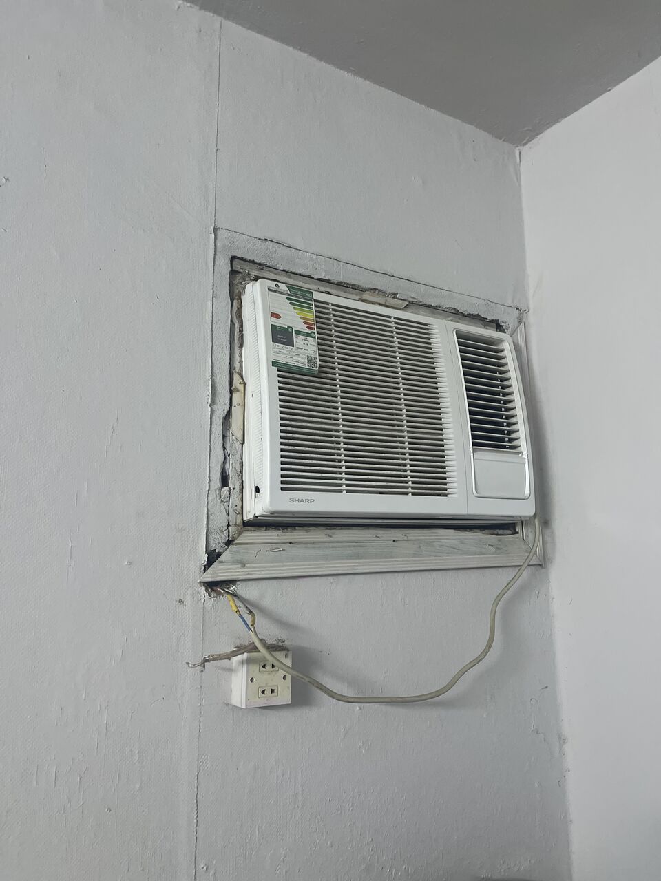 Jeddah, Housing Exchanges, SAR 400/month,  I Am Offering Bed Space 400 SAR Including Electricity And Water