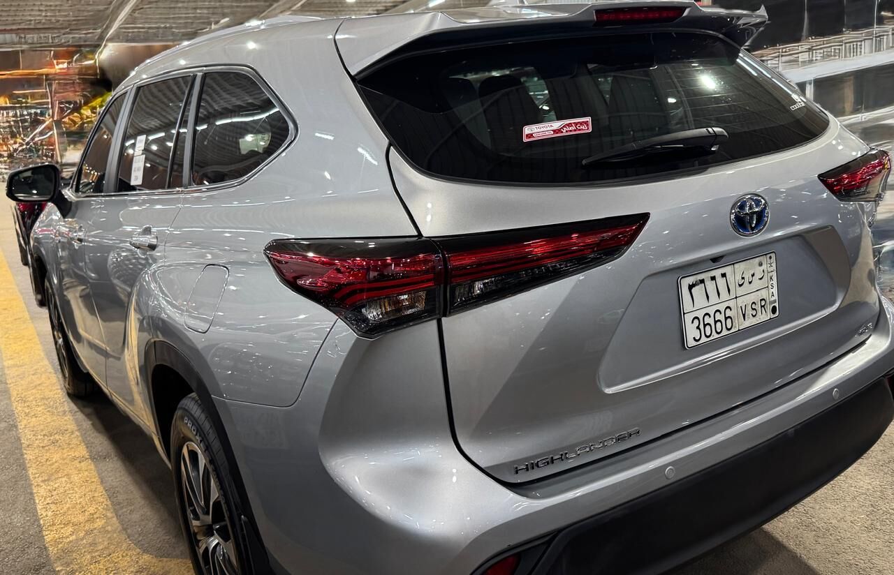 Riyadh, Vehicles, Cars & Trucks , SAR 125000,  TOYOTA HIGHLANDER,  2023,  Automatic,  140000 KM,  GLE HYBRID FULL OPTIONS C