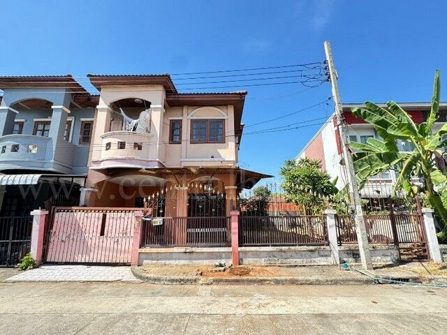 Bangkok, Real Estate For Sale, THB 2300000,  4 BR,  57 Sq. Feet,  Reserve Now Townhouse Siriwan - Chuan Chom Bang Bua Thong Behind The Edge.