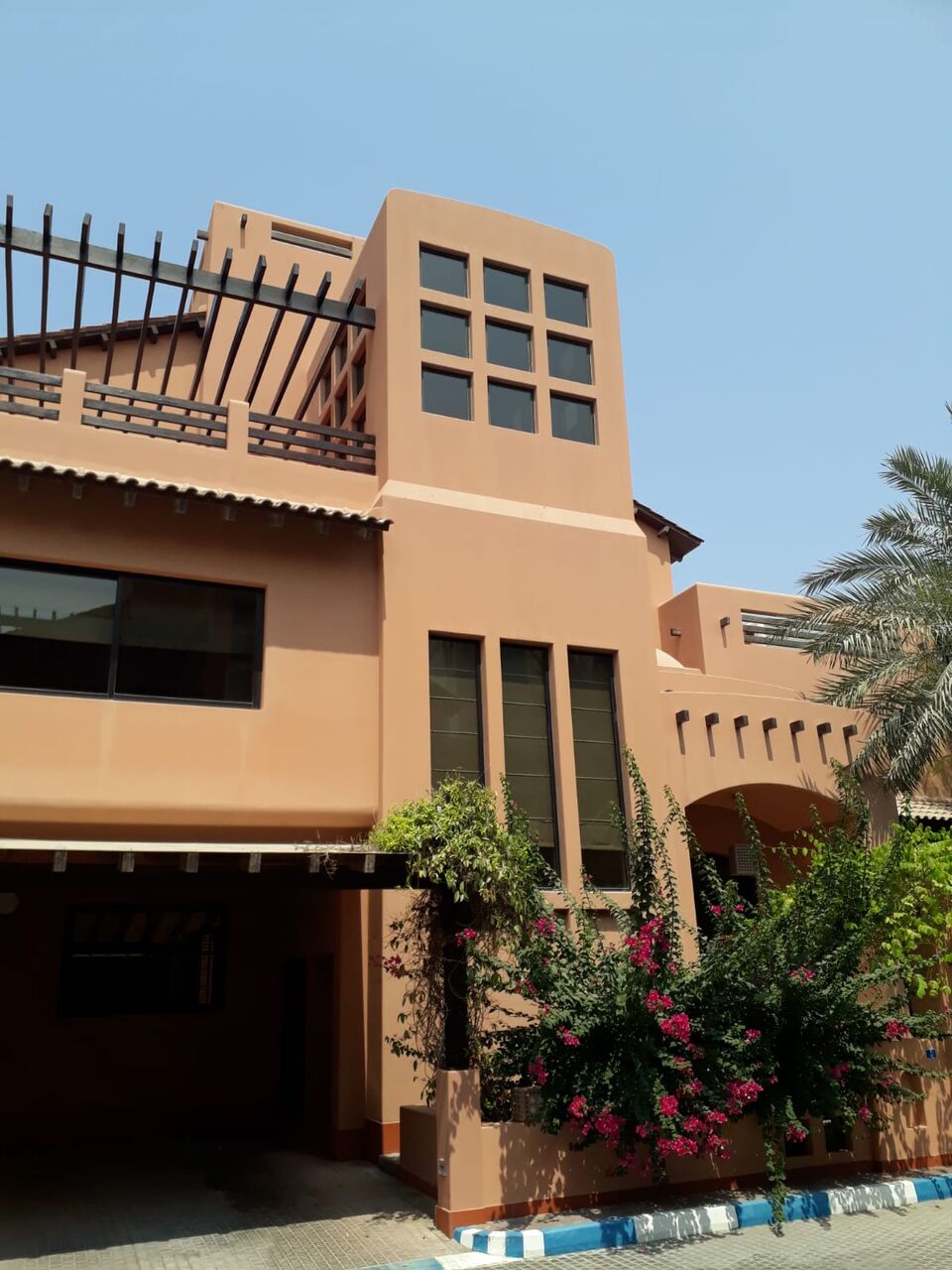 Manama, Villas, BHD 1600,  Compund 4 Bedroom Villa With Private Oool