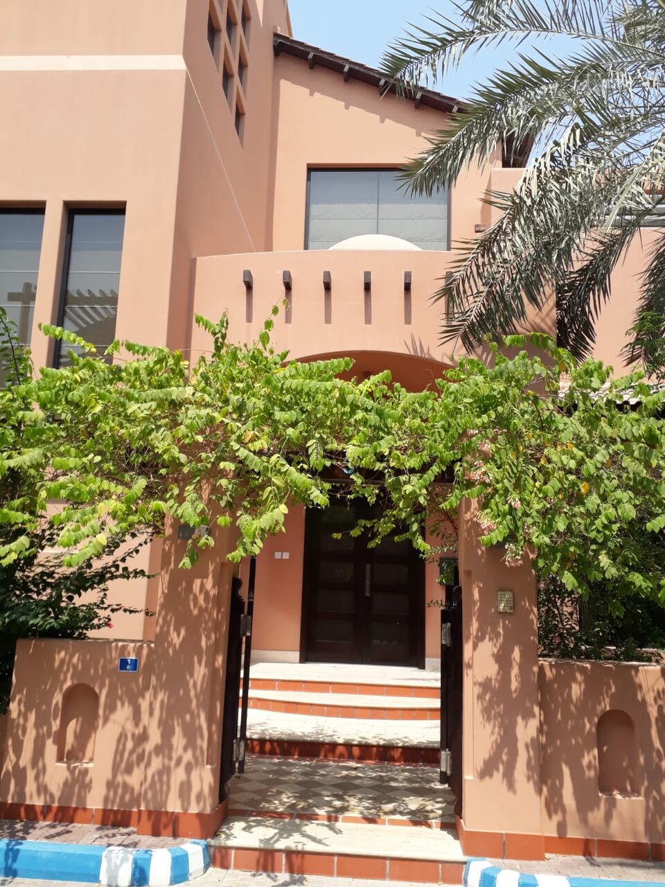 Manama, Villas, BHD 1600,  Compund 4 Bedroom Villa With Private Oool