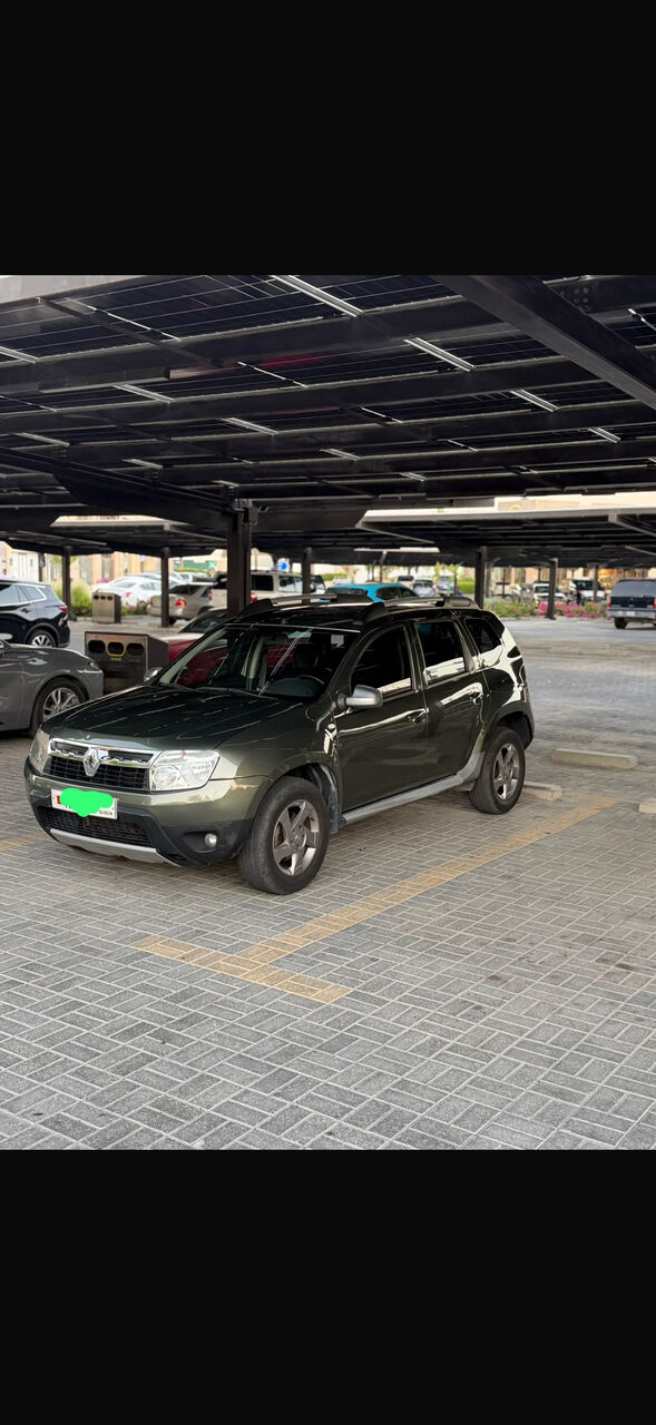 Manama, Vehicles, Cars & Trucks , BHD 900,  Renault Duster,  2014,  Automatic,  135000 KM,  Urgent Sale