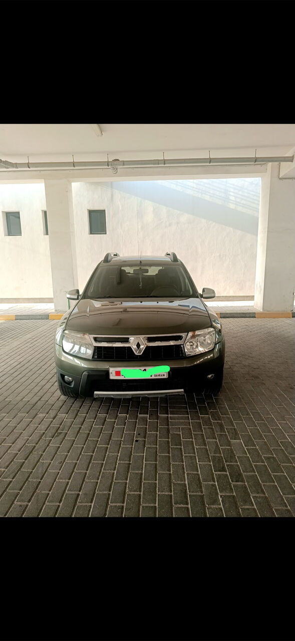 Manama, Vehicles, Cars & Trucks , BHD 900,  Renault Duster,  2014,  Automatic,  135000 KM,  Urgent Sale