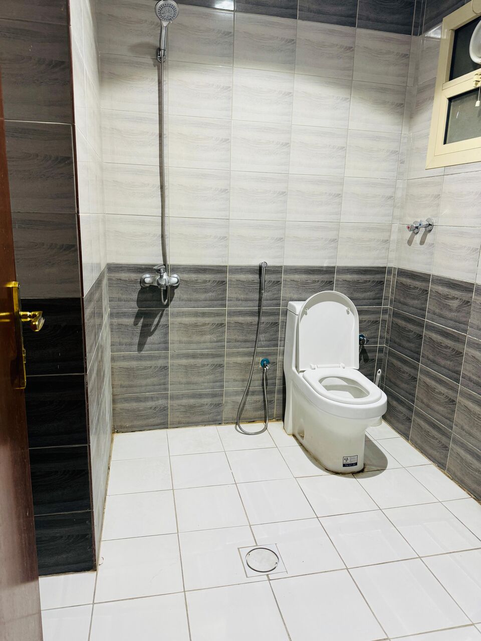 Riyadh, Apartments, Flats, Houses & Villas, SAR 1599/month,  Furnished,  1 BR,  Single Bedroom With Private Entrance & Bathroom Inside Our Family Apartment(4 Female Only)