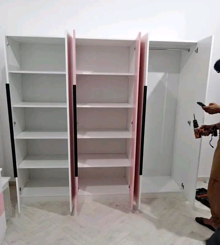 Jeddah, Furniture, SAR 5,  Brand Classic Wardrobe Available At Affordable Price