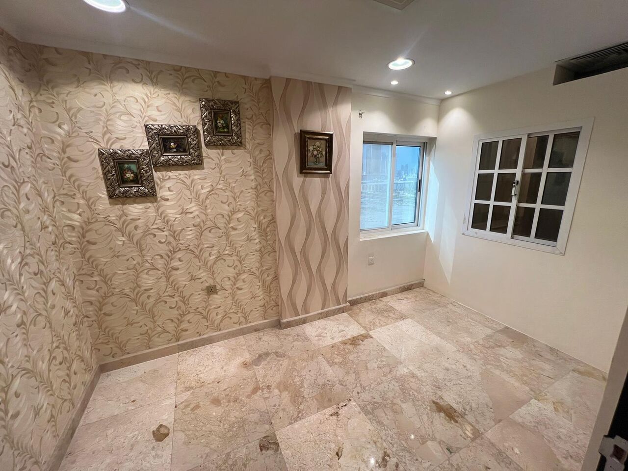 Burhama, Apartments, Flats, Houses & Villas, BHD 350/month,  Furnished,  3 BR,  Apartment For Rent In Burhama | EWA Inclusive