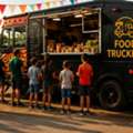 Professional School Food Truck Catering Oakville | Food Truckers