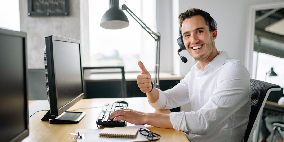 Noida, Business, Outsourcing Call Center Services For Growing Businesses In India