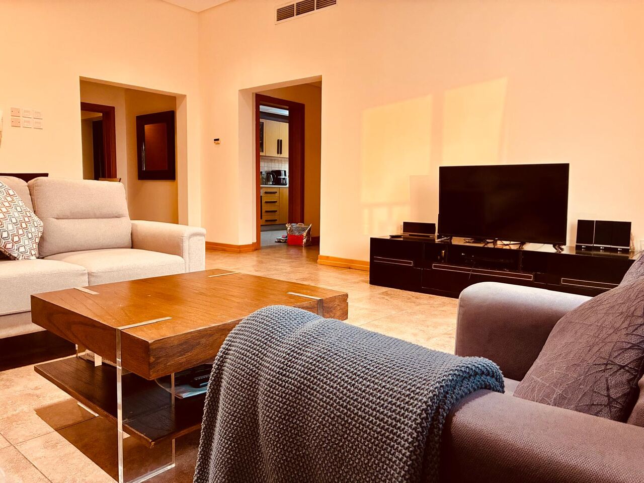 Manama, Rooms for Rent, BHD 200/month,  Furnished,  Flatmate Wanted – Um Al Hassam, Bahrain 🏠