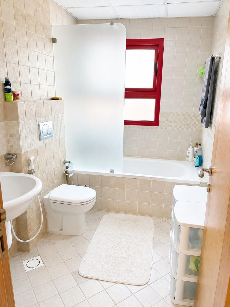 Manama, Rooms for Rent, BHD 200/month,  Furnished,  Flatmate Wanted – Um Al Hassam, Bahrain 🏠