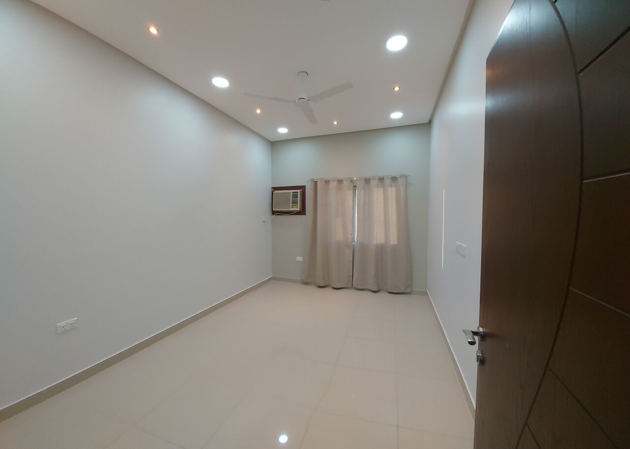 Manama, Apartments, Flats, Houses & Villas, BHD 165/month,  2 BR,  100 Sq. Meter,  New 2 Bedroom Flat For Rent