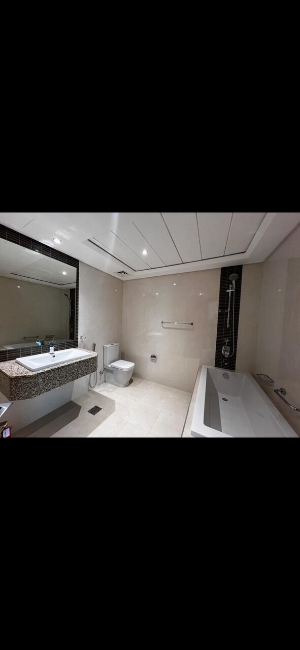 Manama, Apartments, Flats, Houses & Villas, BHD 550/month,  1 BR,  For Rent Luxurious Appartment At Harbour Heights