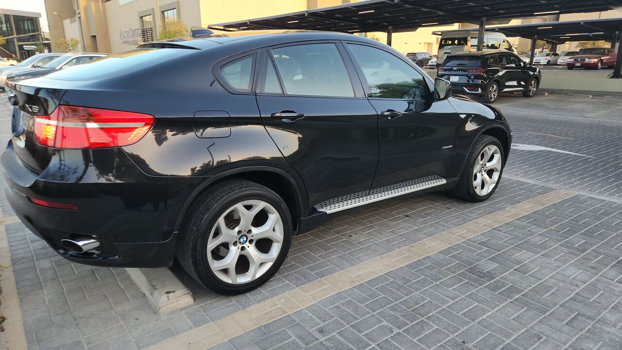 Riffa Views, Vehicles, Cars & Trucks , BHD 2500,  Bmw X6,  2011,  Automatic,  213059 KM,    (~65K On Rebuilt Engine From Ultimate Euro Motors)