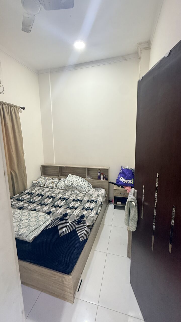 Hoora, Rooms for Rent, BHD 130/month,  Furnished,  10000 Sq. Meter,  Fully Furnished Room With An Attached Bathroom Is Available For Rent In My 2-bhk Flat
