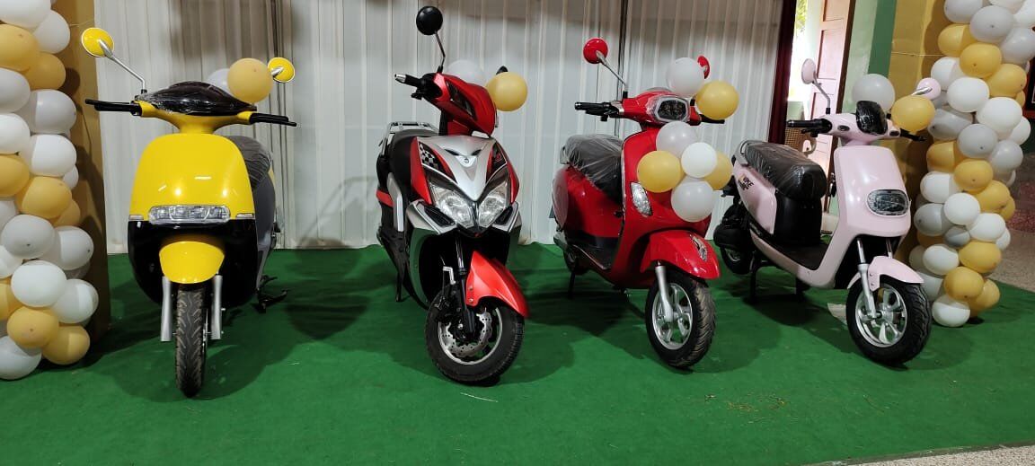 Madurai, Business, NILA E WHEELERS (MADURAI DEALER)