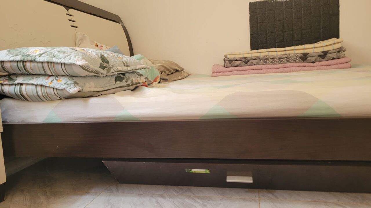 Al Malaz, Household Items, Selling Kitchen Cabinets, Sofa, Study Table And Chair And Other Items Optional