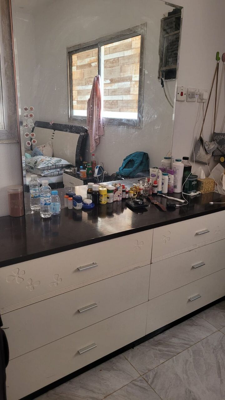 Al Malaz, Household Items, Selling Kitchen Cabinets, Sofa, Study Table And Chair And Other Items Optional