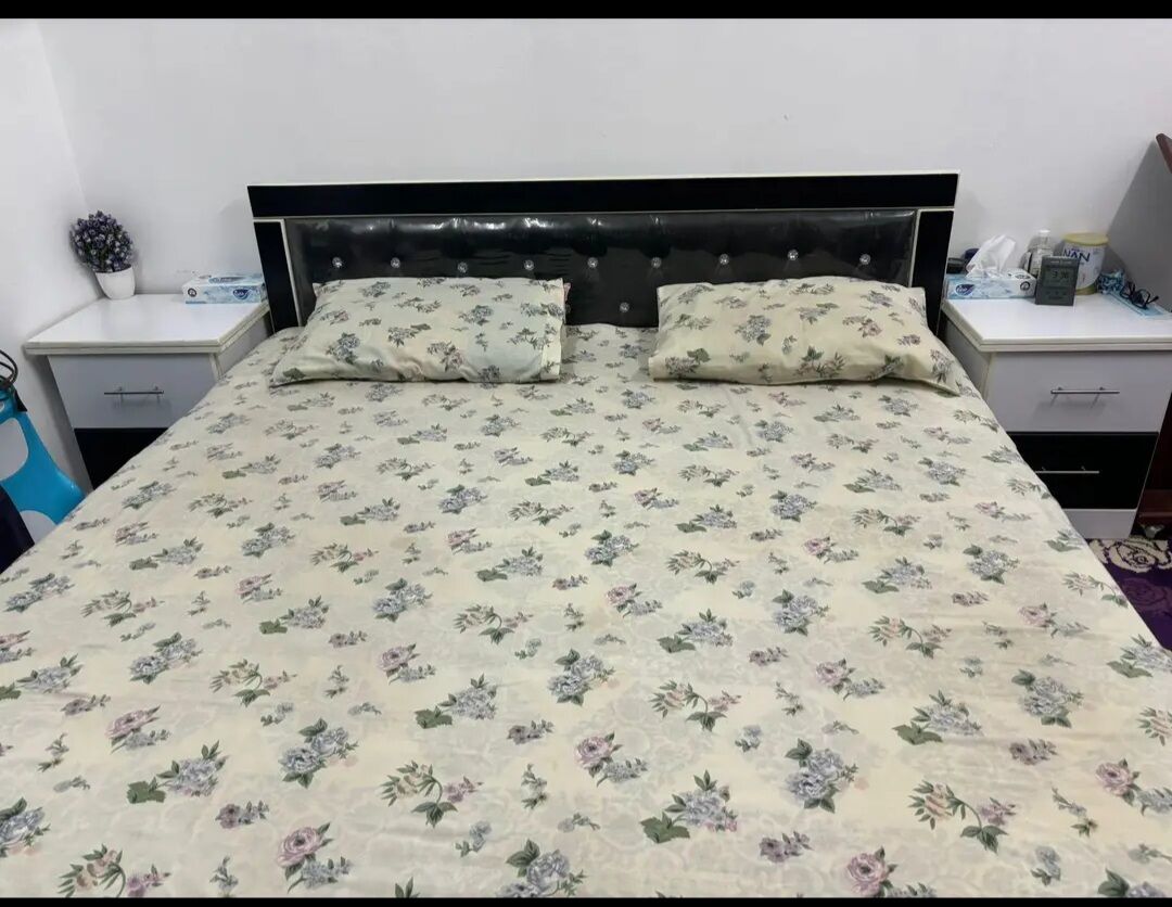 Khobar, Furniture, SAR 100,  10 Seater New Sofa Set, Two Single Relaxing Seats, Center Table, Complete Bed Set
