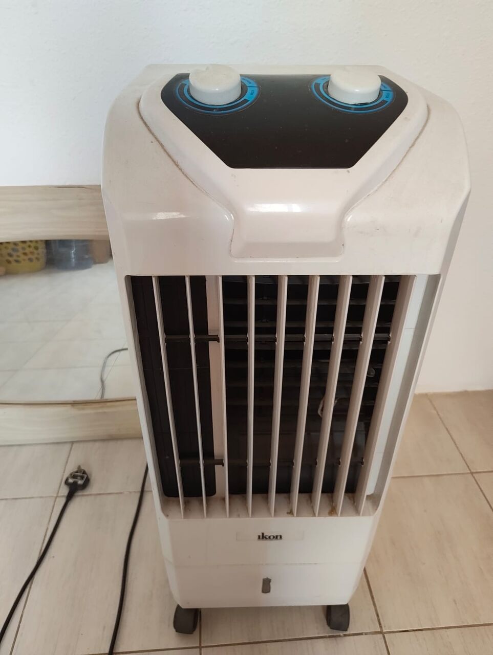 Riyadh, Household Items, SAR 400,  Ikon Air Cooler, Samsung Vaccum Cleaner, Black + Decker Humidifier