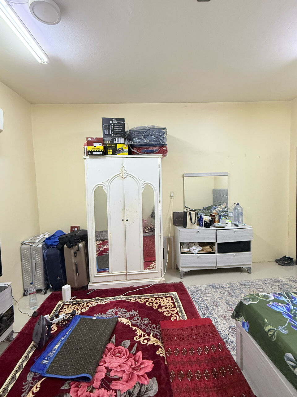 Hofuf, Rooms for Rent, SAR 1000/month,  Furnished Room Available For Rent(long Period)