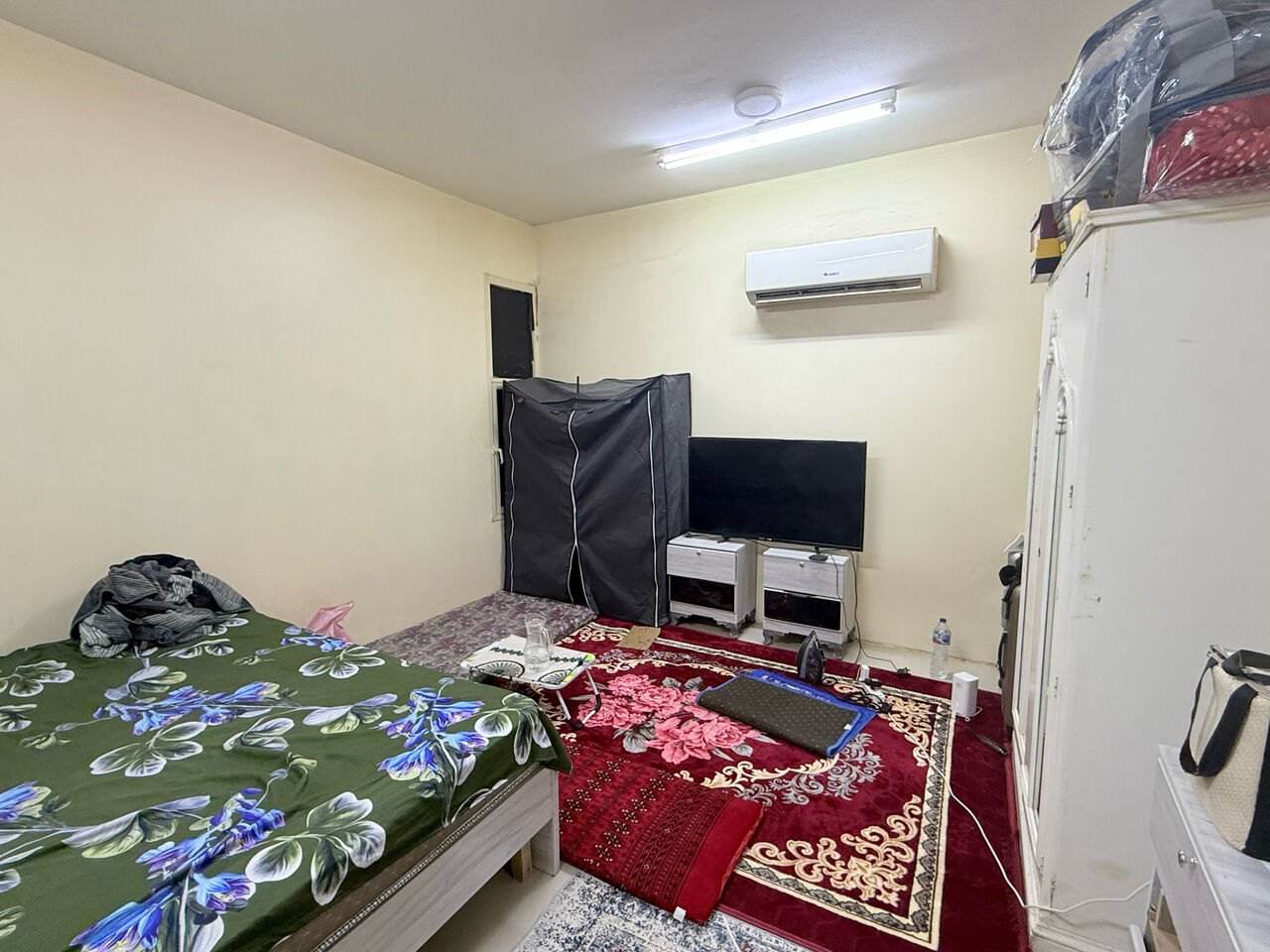 Hofuf, Rooms for Rent, SAR 1000/month,  Furnished Room Available For Rent(long Period)