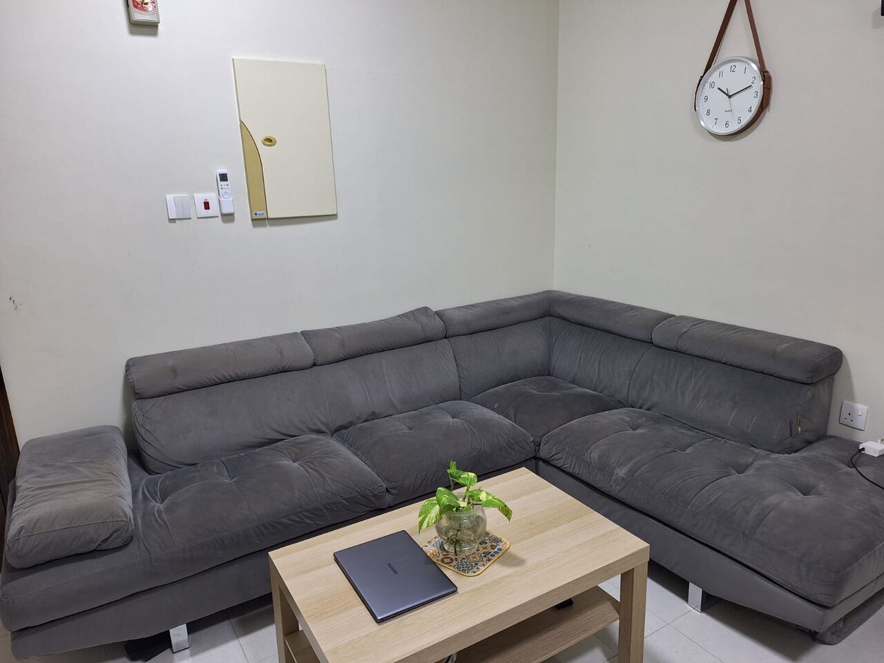 Jubail, Furniture, SAR 500,  7 Seater Sofa Home Centre - 500SAR