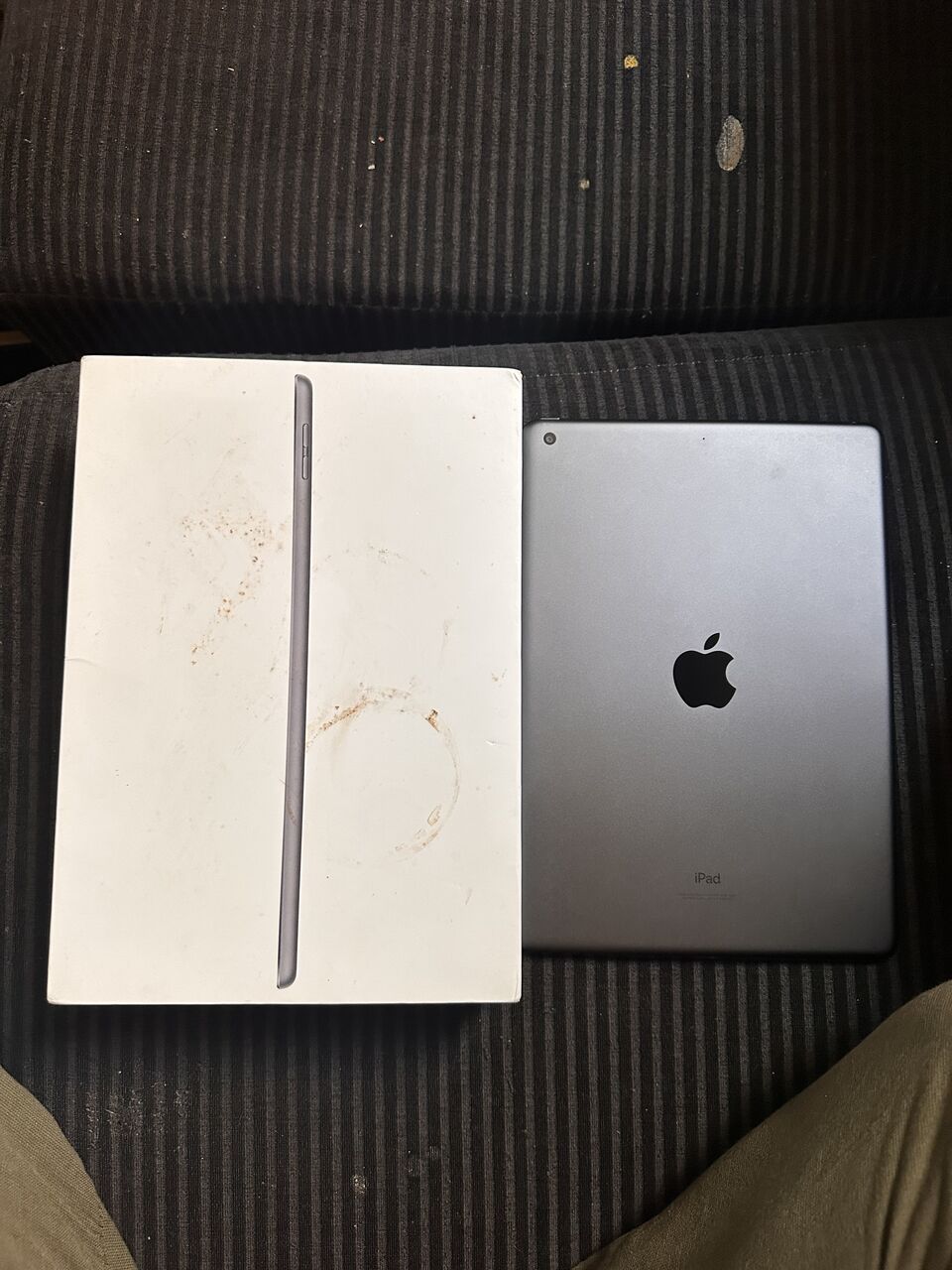 Jeddah, Tablet Computers, SAR 1000,  IPad 9th Generation 256gb Space Grey Color