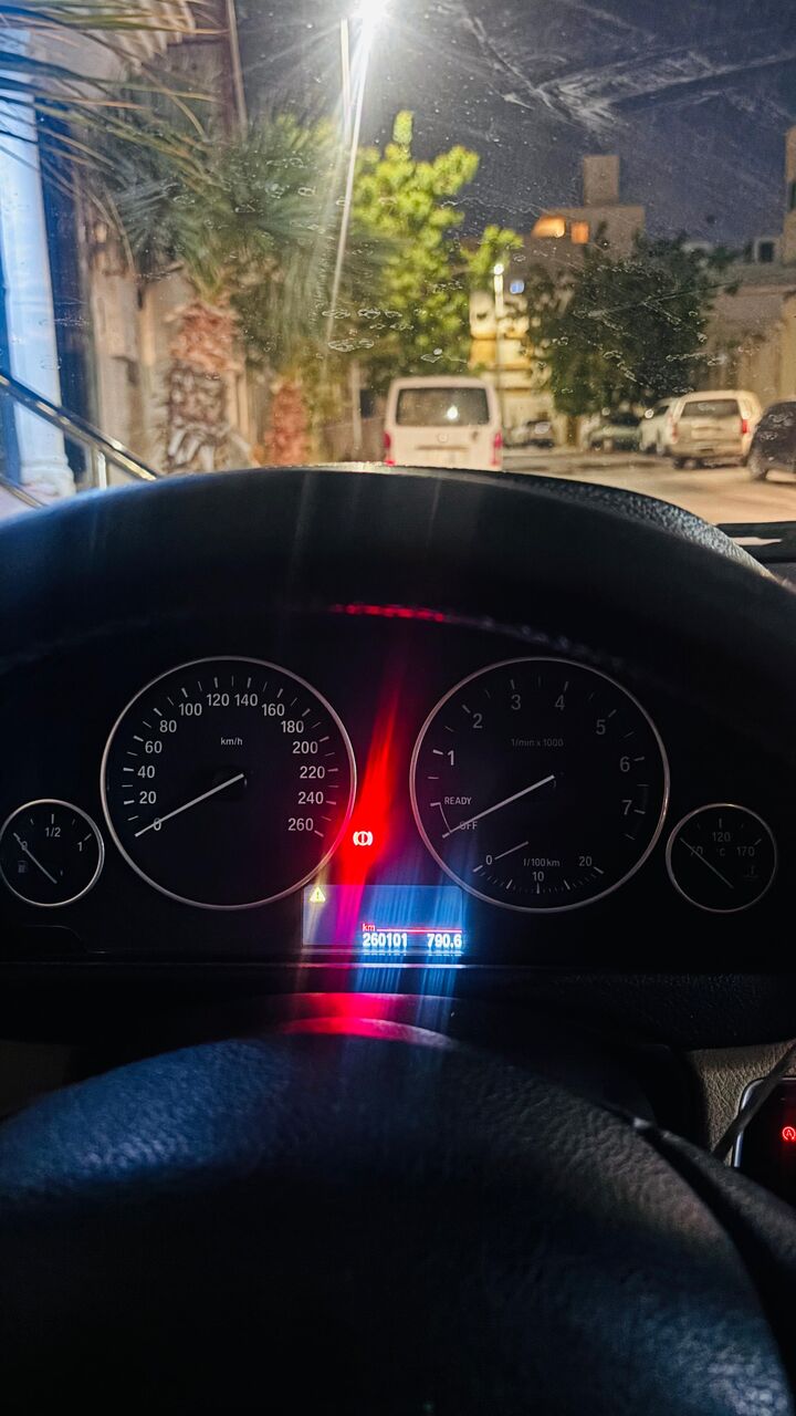 Al Rehab, Vehicles, Cars & Trucks , SAR 30000,  Bmw 320,  2015,  Automatic,  260000 KM,  BMW FOR SALE 320I