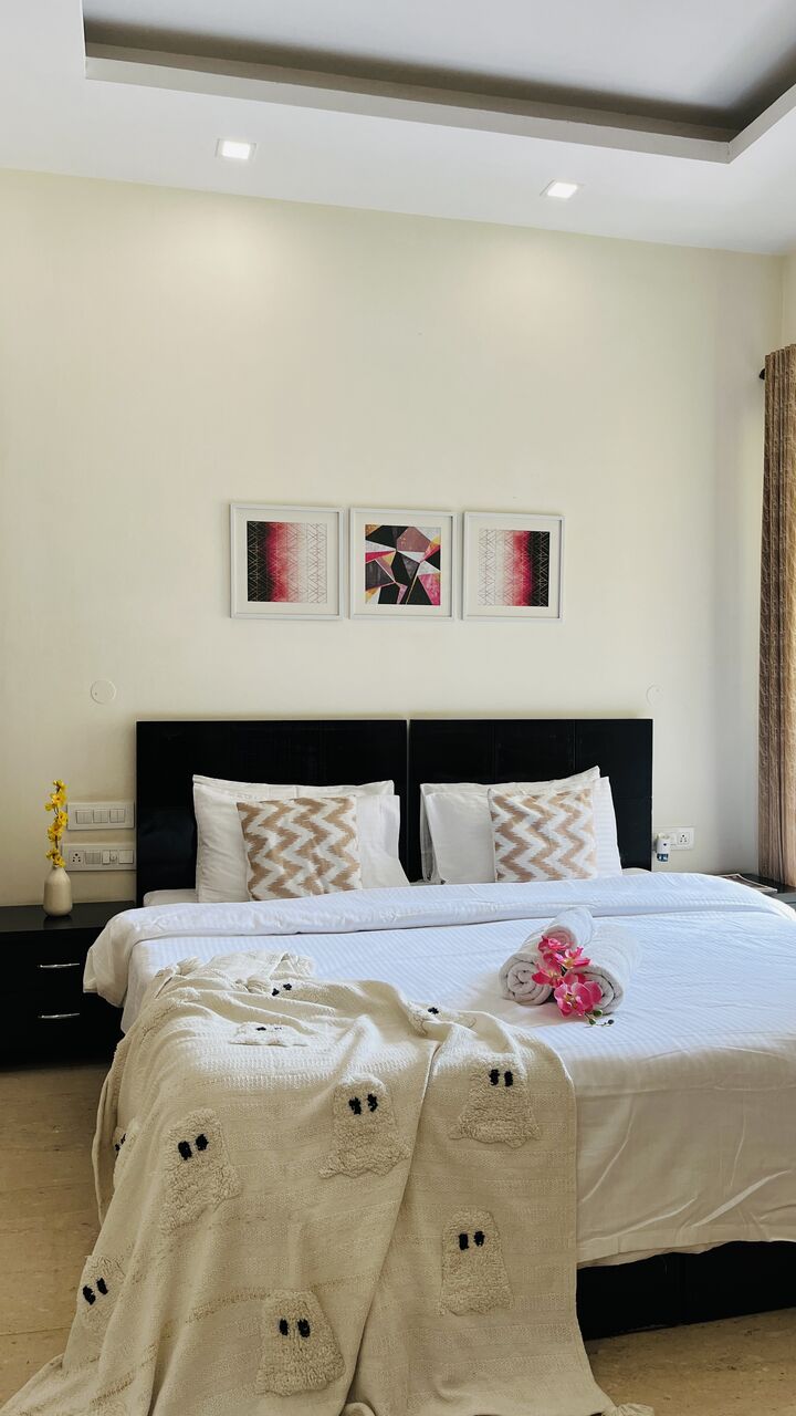 Gurgaon, Apartments, Flats, Houses & Villas, INR 3500/day,  Furnished,  Studio,  375 Sq. Feet,  Studio Apartment Dlf Cyber City