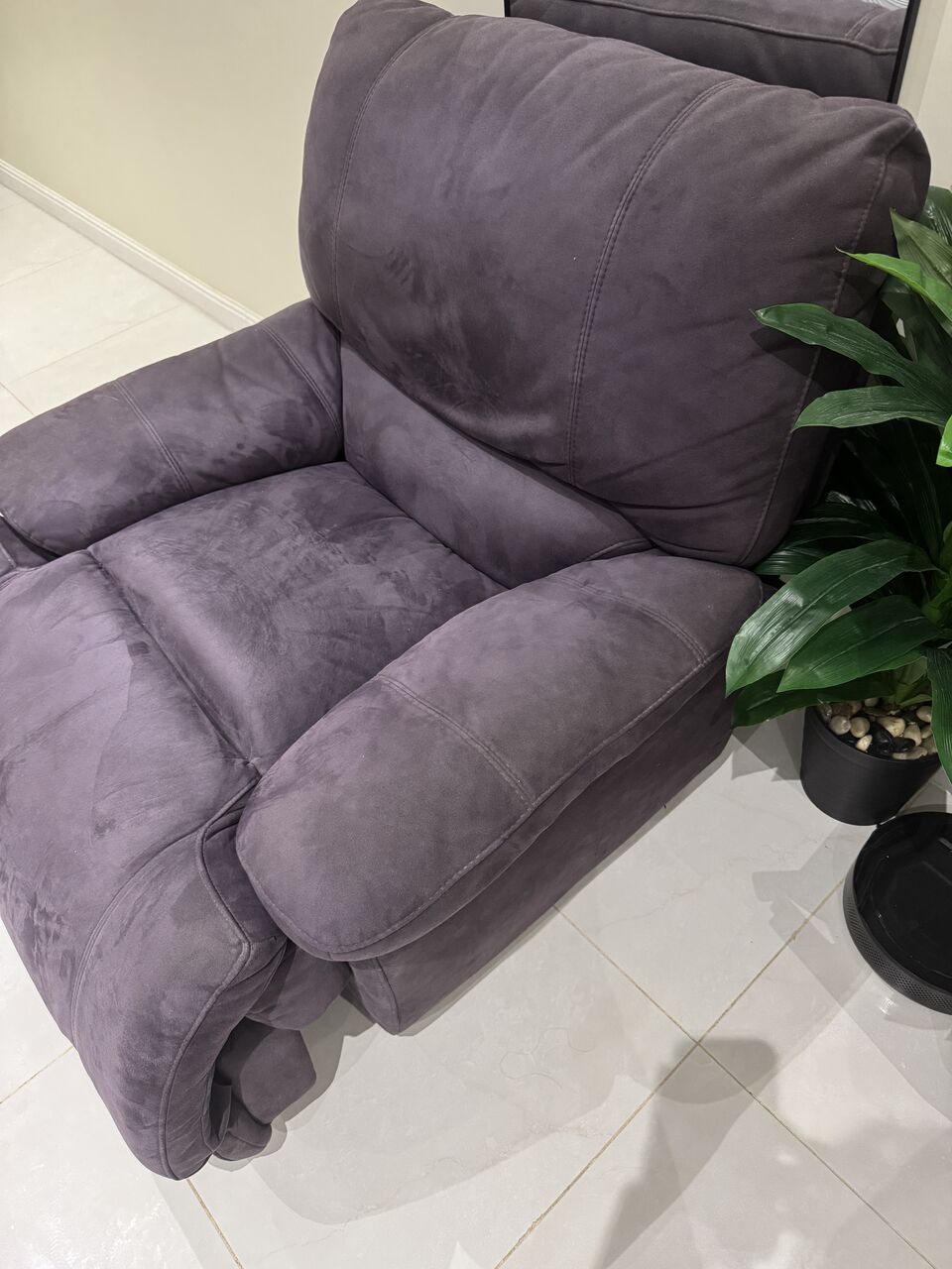 Jeddah, Furniture, SAR 100,  Single Seater Sofa