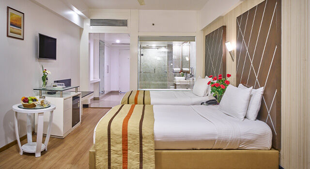 Mumbai, Restaurants, Best Hotels With Stunning Pool Views To Book