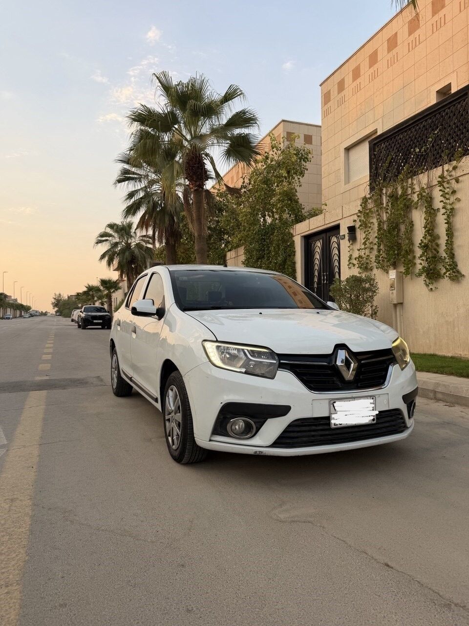 Riyadh, Vehicles, Cars & Trucks , SAR 24500,  Renault Symbol,  2019,  Automatic,  68 KM,    &ndash; First Owner &ndash; Original Agency Body