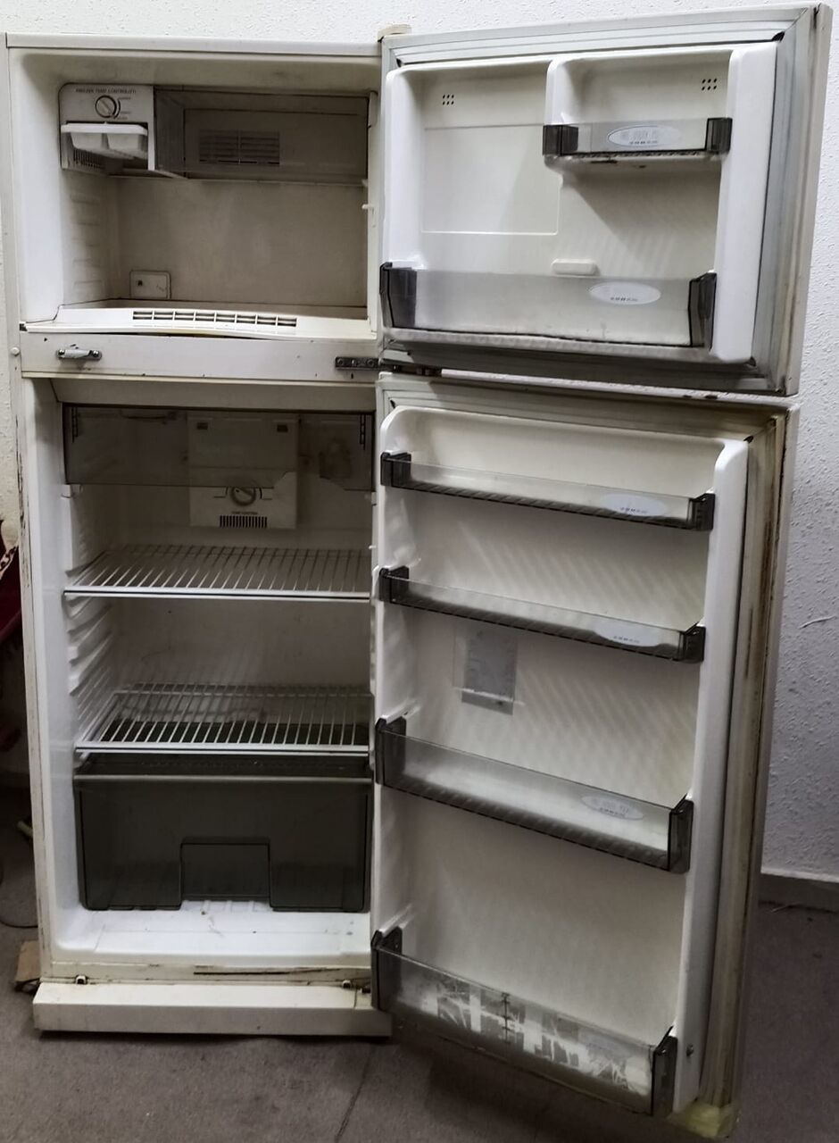 Hara, Household Items, SAR 400,  Samsung Refrigerator For Sale