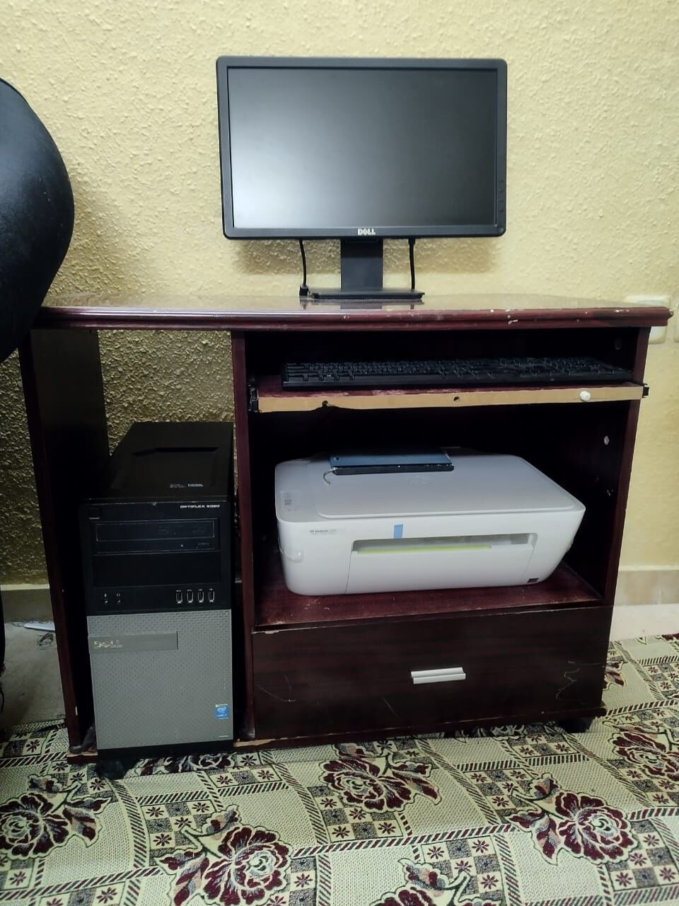 Al Aziziyah, Furniture, SAR 500,  Bed Set, Sofa And Computer