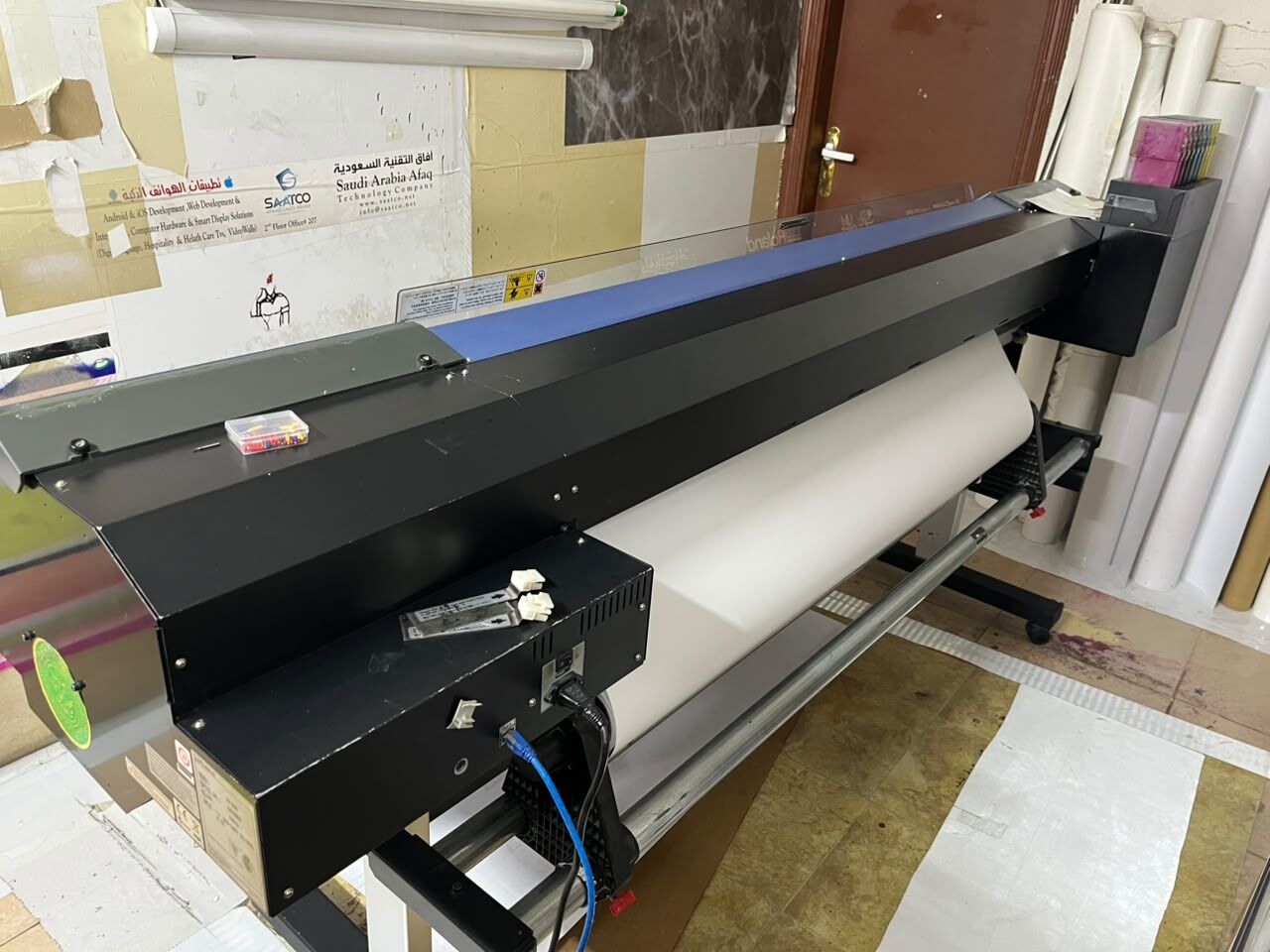 Riyadh, Machinery, SAR 70000,  Roland Japan, ColorJet Aurajet, HP Printer & Laminating Machines For Sale