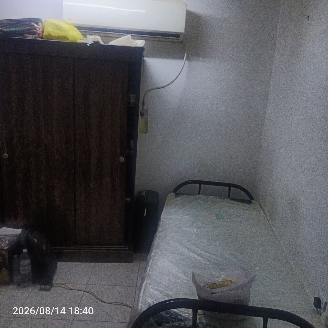 Al Batha, Bedspace For Rent, SAR 350/month,  Furnished,  Bed Space Available On Urgent Bases 350/month