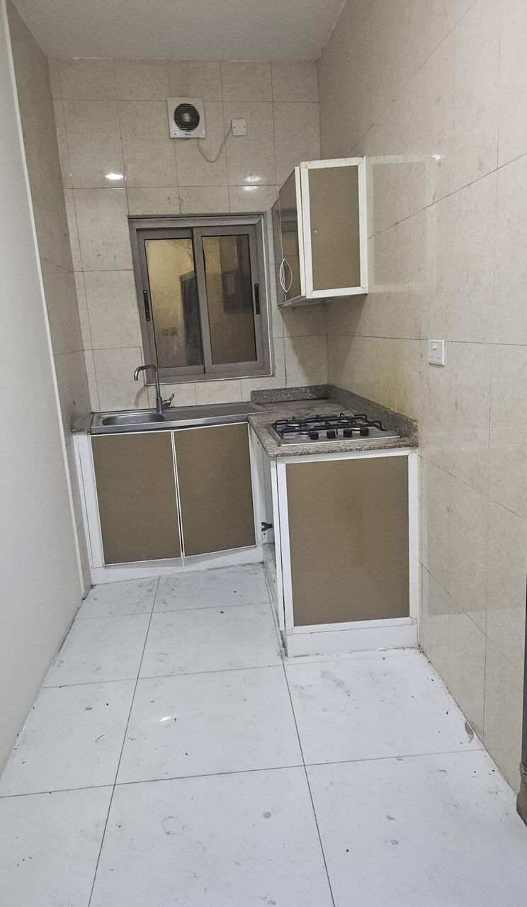 Gudaibiya, Apartments, Flats, Houses & Villas, BHD 170/month,  1 BR,  Studio Flat For Rent With Ewa Unlimited
