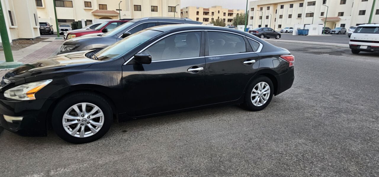 Yanbu, Vehicles, Cars & Trucks , SAR 30000,  Nissan Altima 2.5S,  2014,  Automatic,  165377 KM,    FOR SALE