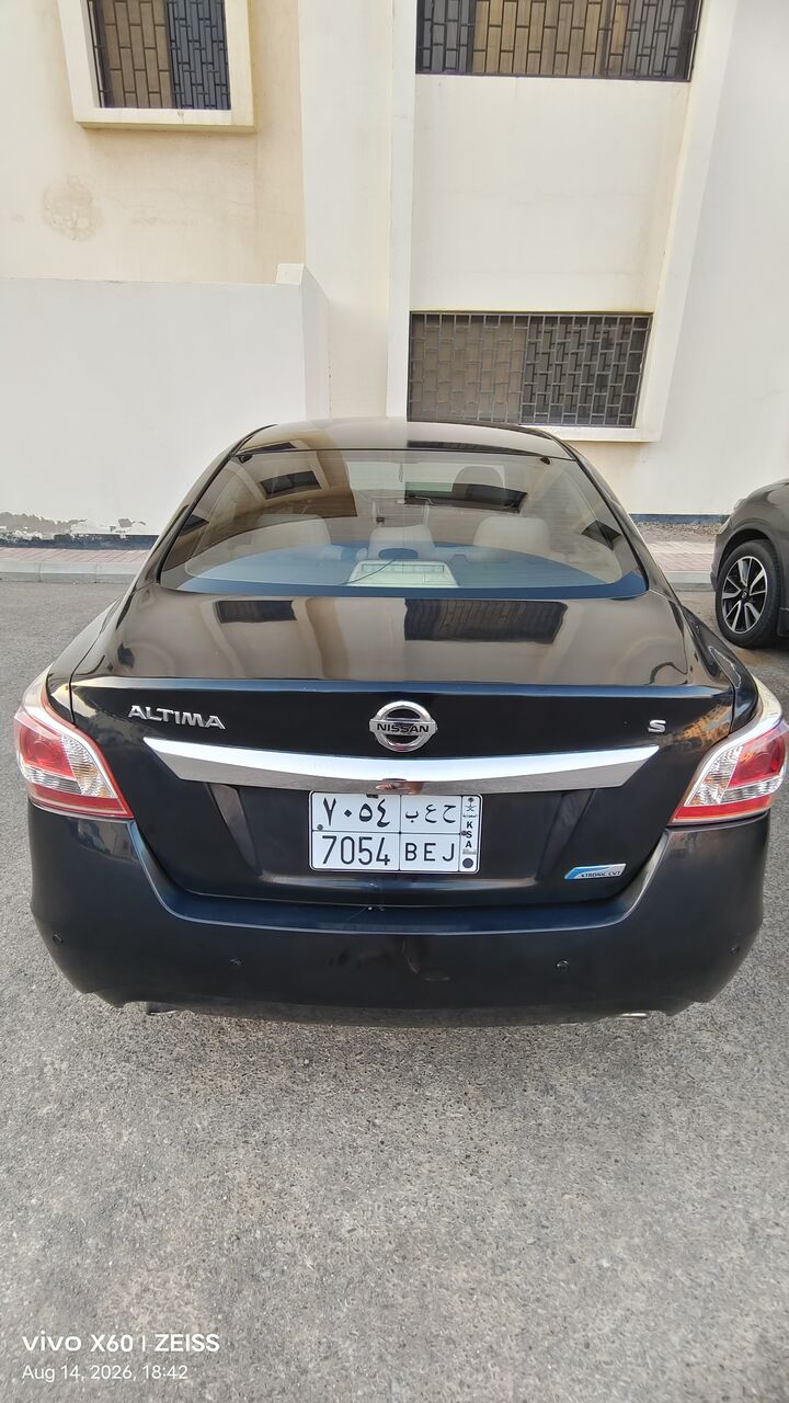Yanbu, Vehicles, Cars & Trucks , SAR 30000,  Nissan Altima 2.5S,  2014,  Automatic,  165377 KM,    FOR SALE