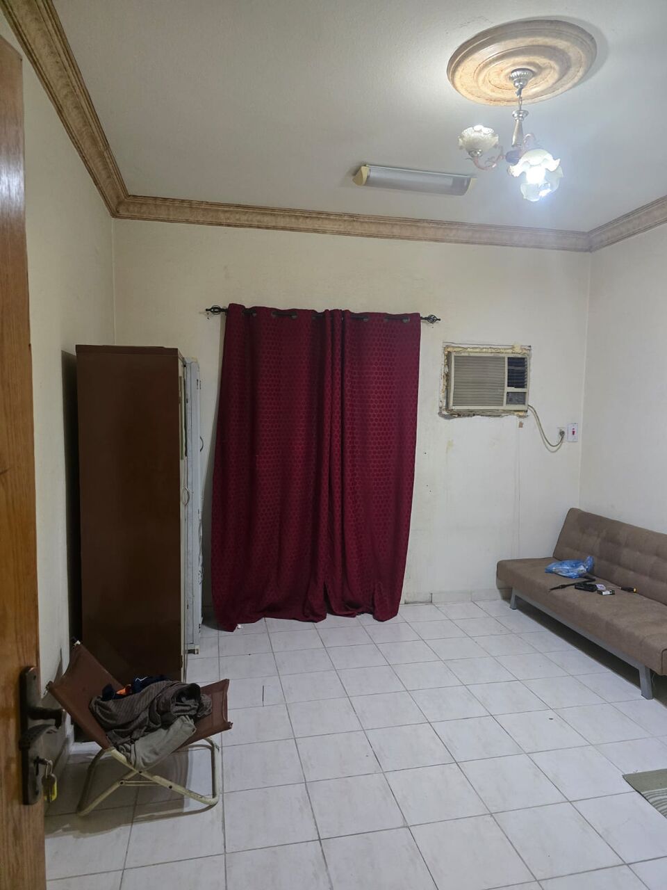 Thuqbah, Rooms for Rent, SAR 700/month,  13 Sq. Meter,  I Have A Furnished Room Available In A Family Apartment On The 1st Floor