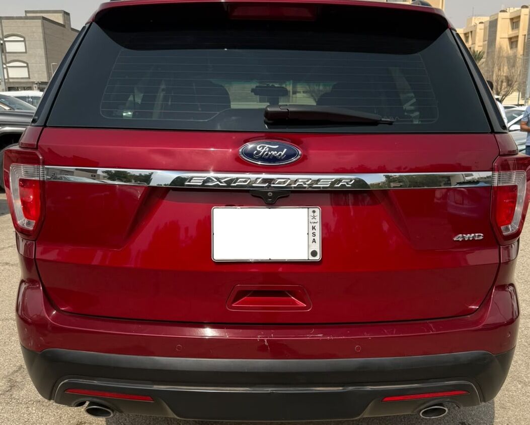 Riyadh, Vehicles, Cars & Trucks , SAR 60000,  Ford Explorer,  2017,  Automatic,  171500 KM,    &ndash; 4WD | Excellent Condition