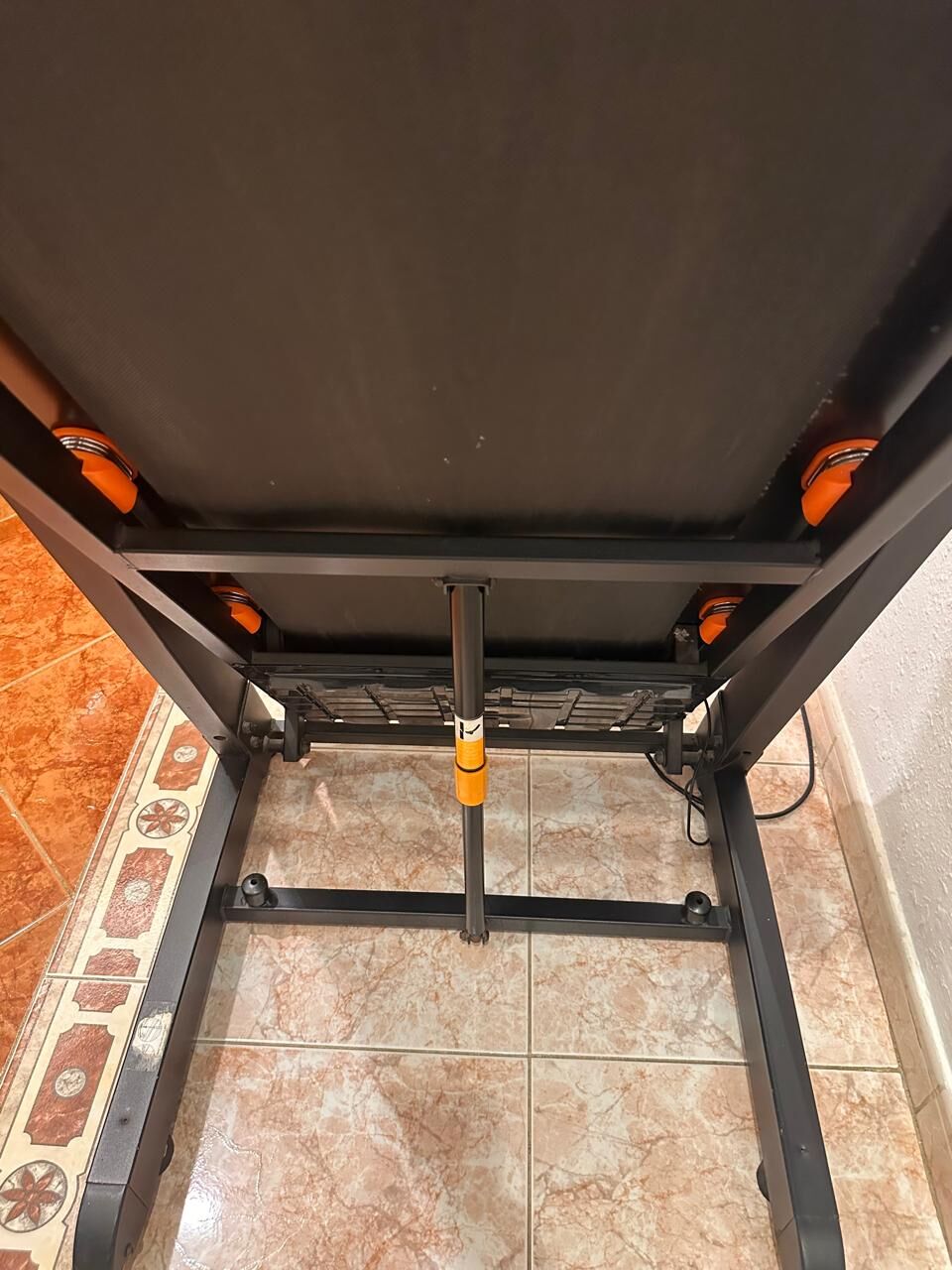 Jeddah, Health & Beauty Items, SAR 600,  Lijiujia Treadmills , Model 2024