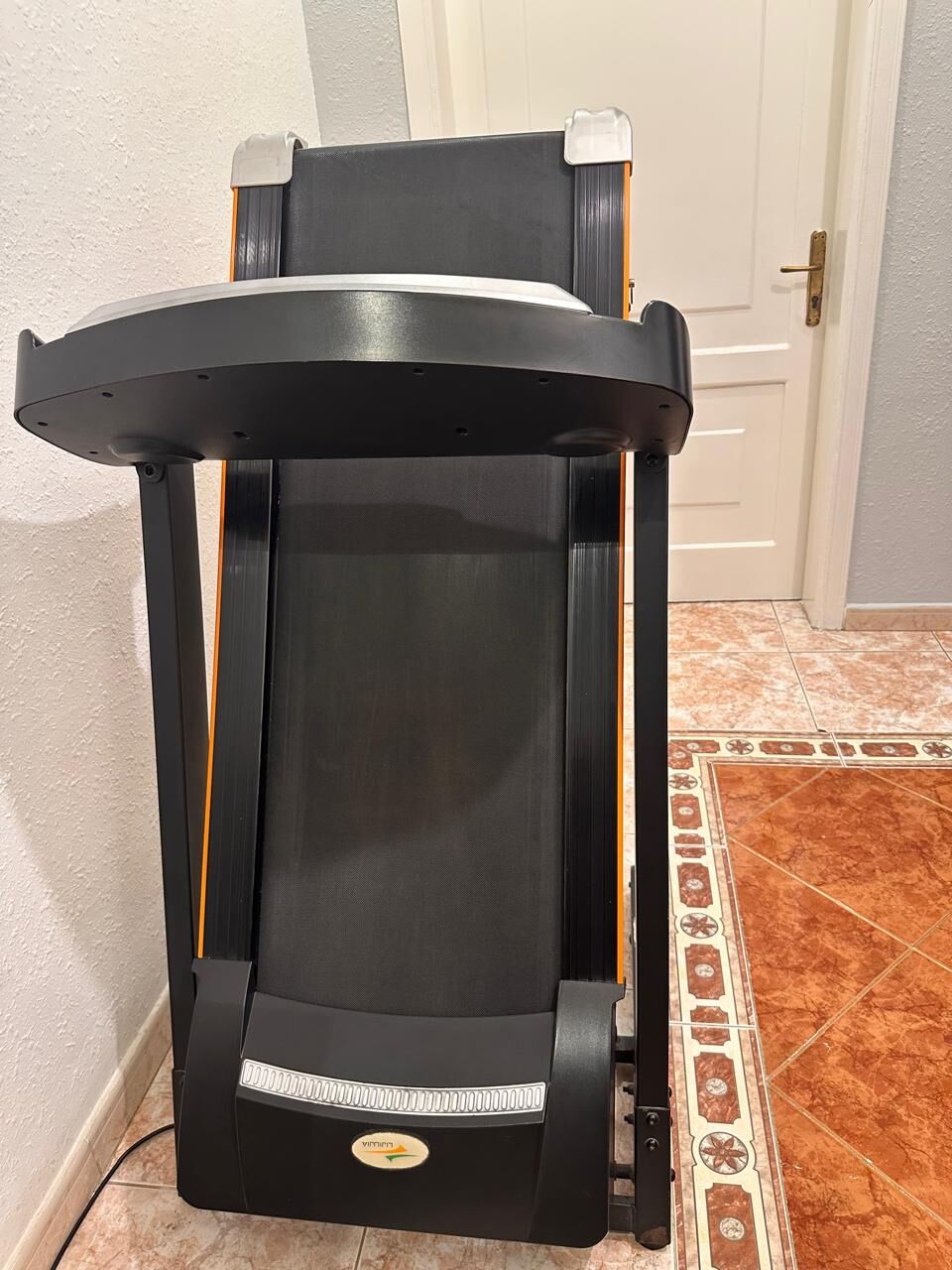 Jeddah, Health & Beauty Items, SAR 600,  Lijiujia Treadmills , Model 2024