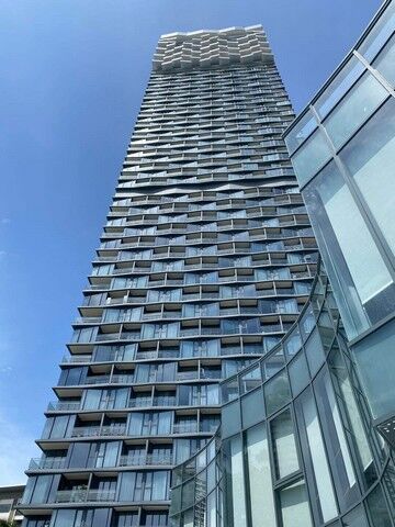 Bangkok, Villas, THB 45000,  38 Sq. Meter,  LV53592 For Rent, Luxury Sea View Condo, Arom Wongamat, On Wongamat Beach. A New Landmark