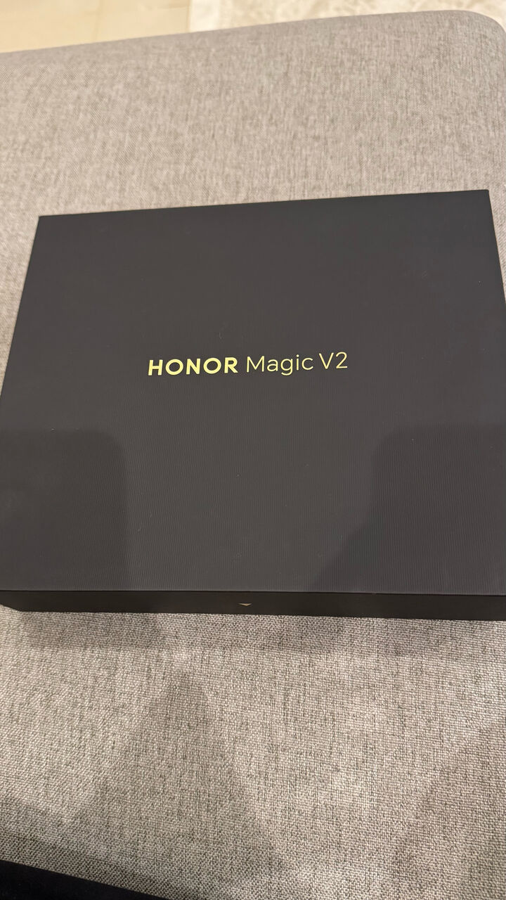 Jeddah, Electronics, SAR 2700,  HONOR Magic V2  Foldable Smartphone For Sale