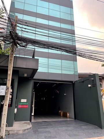 Bangkok, Villas, THB 230000,  0 Sq. Feet,  LV53588 Building For Rent, 5 Floors, Home Office, 5 Floors, Thonglor 23, Has A Private
